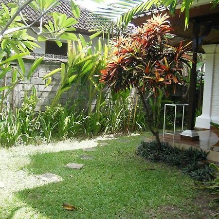 Prima Cottage Sanur Exterior foto